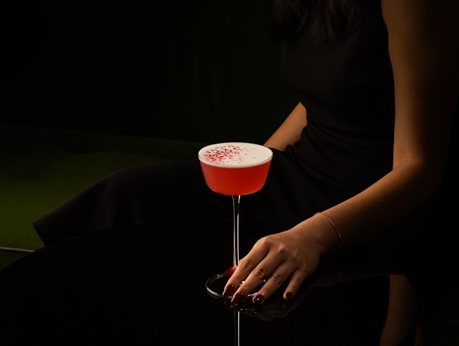 Madame Fan Bar- cocktail bar Singapore